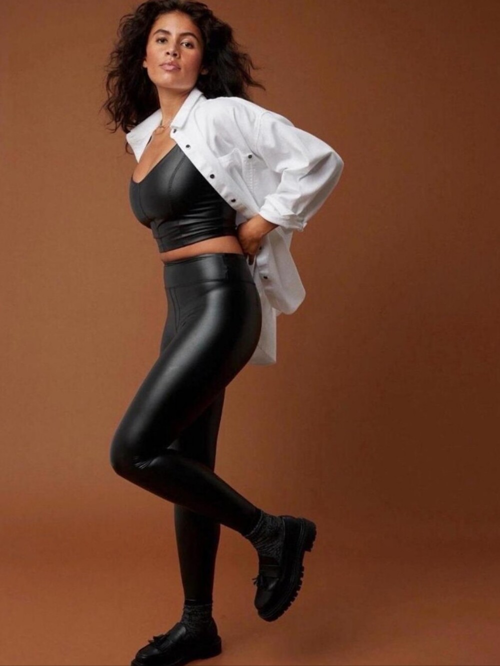 New Offline by Aerie Real Luxe Faux Leather Leggings Size Small Black